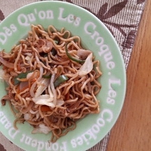 鶏肉で焼きそば(*^o^*)